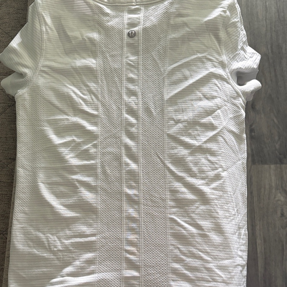 White Short Sleeve Top